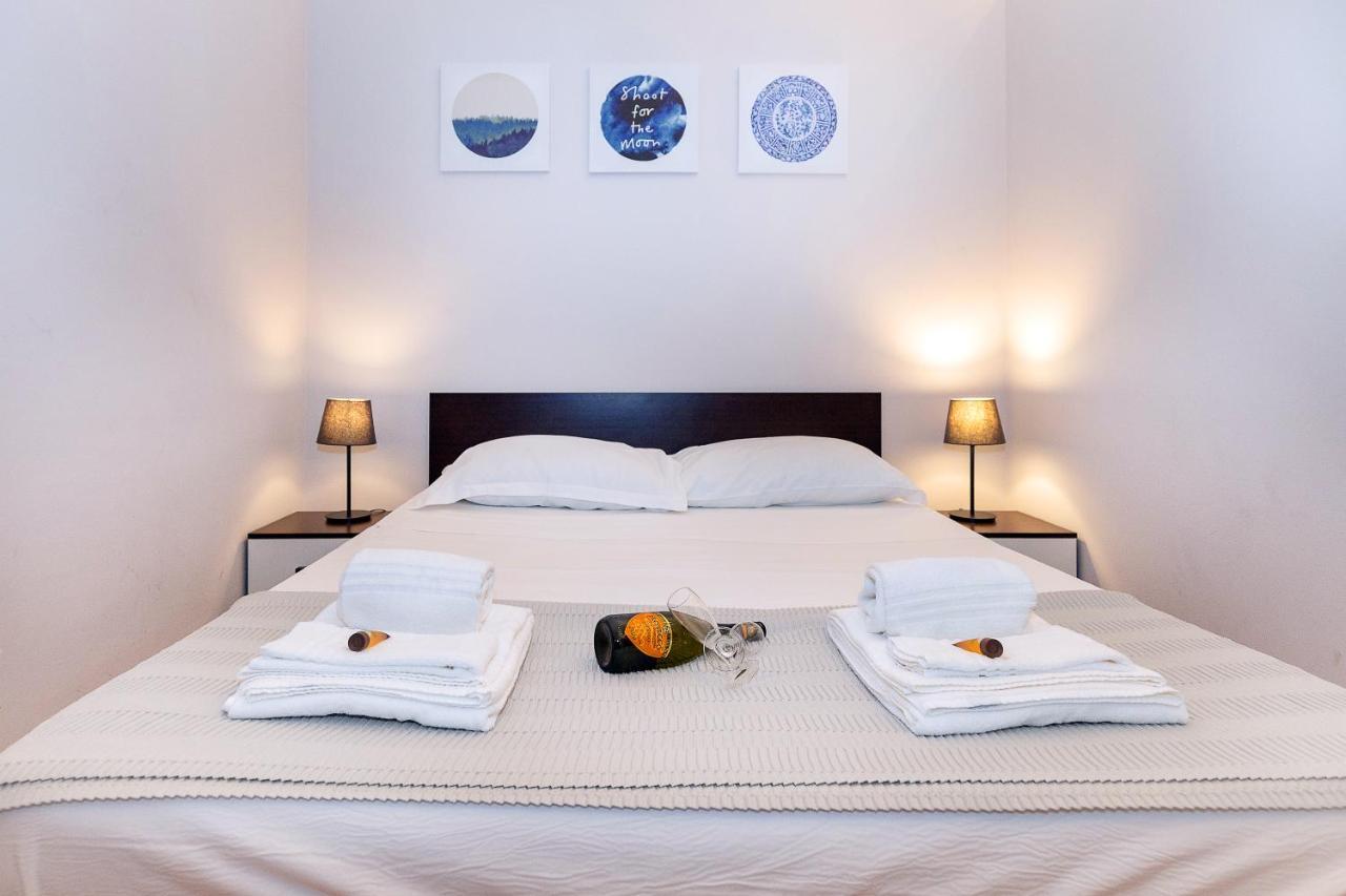 كاتانيا Stesicoro Exclusive Rooms المظهر الخارجي الصورة